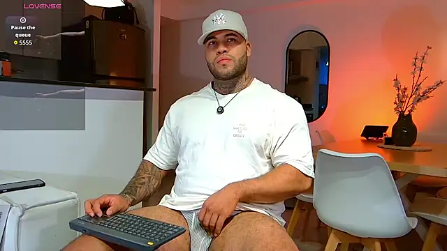 Snapshot of Michael_Salens chatting on 10/18/25, 10:21 Michael Salens online show from 10/18/25, 10:21