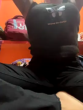 Snapshot of sakshi5533 chatting on 10/08/25, 02:04 sakshi5533 online show from 10/08/25, 02:04