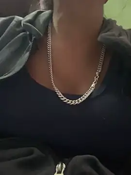 Snapshot of sakshi5533 chatting on 01/07/26, 05:59 sakshi5533 online show from 01/07/26, 05:59