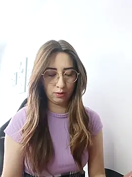 Snapshot of SUSY__06 chatting on 09/18/25, 12:07 SUSY 06 online show from 09/18/25, 12:07