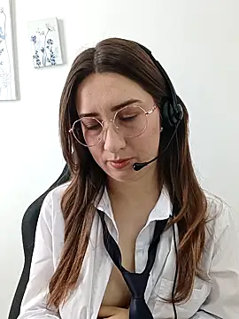 Snapshot of SUSY__06 chatting on 10/01/25, 12:11 SUSY 06 online show from 10/01/25, 12:11