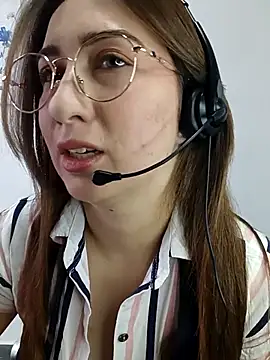 Snapshot of SUSY__06 chatting on 10/07/25, 12:13 SUSY 06 online show from 10/07/25, 12:13