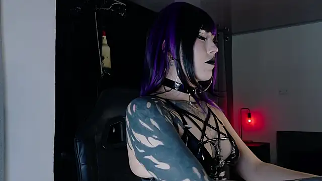 Snapshot of Angelabl0odborne chatting on 02/02/26, 11:25 Angelabl0odborne online show from 02/02/26, 11:25