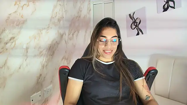 rachell owen online show from 11/30/25, 05:00