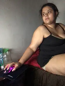 luisahot 9727 online show from 10/19/25, 04:57