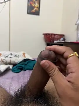 Snapshot of vidhu-lover chatting on 10/28/25, 02:31 vidhu-lover online show from 10/28/25, 02:31