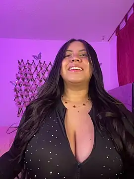 Snapshot of Dominic_Schmit01 chatting on 11/11/25, 03:28 Dominic Schmit01 online show from 11/11/25, 03:28