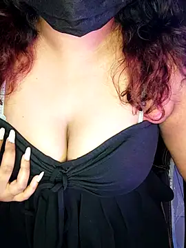 darling devil online show from 11/24/25, 05:23