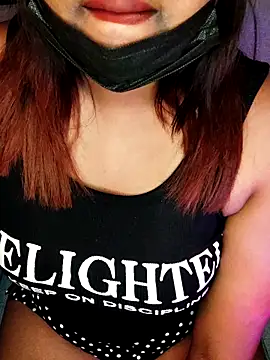 Snapshot of darling_devil chatting on 02/06/26, 12:19 darling devil online show from 02/06/26, 12:19