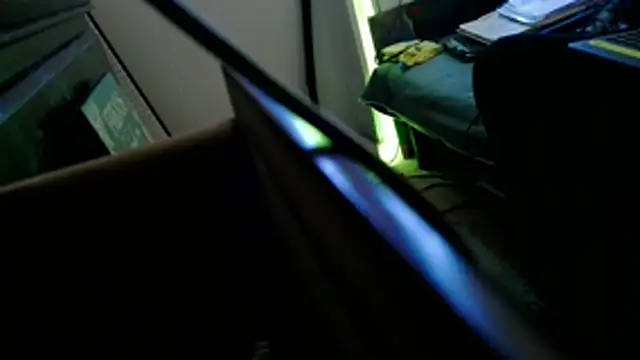 Snapshot of Luv2SuckBWC92 chatting on 12/04/25, 05:39 Luv2SuckBWC92 online show from 12/04/25, 05:39