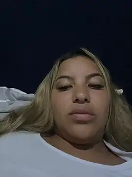 Snapshot of OliviaSweett chatting on 03/16/26, 11:42 OliviaSweett online show from 03/16/26, 11:42