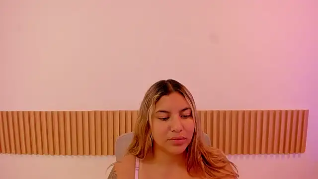 OliviaSweett online show from 05/04/26, 07:21