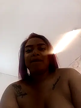 nathaliamiller online show from 12/16/25, 07:52