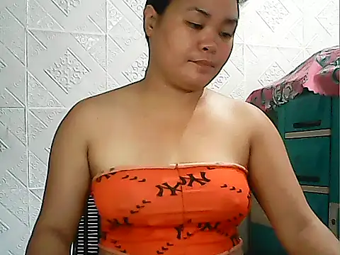 CreamyPussy4uxx online show from 04/28/26, 02:38