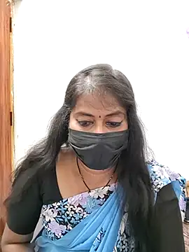 Snapshot of tamil_Sigappu_Roja chatting on 06/29/26, 10:15 tamil Sigappu Roja online show from 06/29/26, 10:15
