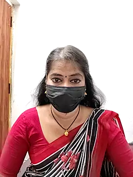 Snapshot of tamil_Sigappu_Roja chatting on 07/20/26, 12:36 tamil Sigappu Roja online show from 07/20/26, 12:36