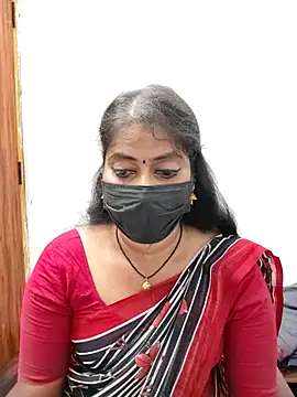 Snapshot of tamil_Sigappu_Roja chatting on 07/20/26, 10:39 tamil Sigappu Roja online show from 07/20/26, 10:39