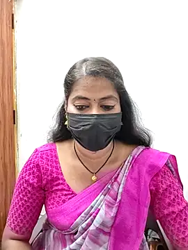 Snapshot of tamil_Sigappu_Roja chatting on 07/21/26, 12:35 tamil Sigappu Roja online show from 07/21/26, 12:35