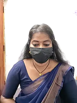 Snapshot of tamil_Sigappu_Roja chatting on 07/23/26, 12:46 tamil Sigappu Roja online show from 07/23/26, 12:46