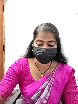 Snapshot of tamil_Sigappu_Roja chatting on 07/30/26, 12:42 tamil Sigappu Roja online show from 07/30/26, 12:42