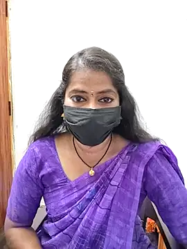 Snapshot of tamil_Sigappu_Roja chatting on 07/31/26, 12:32 tamil Sigappu Roja online show from 07/31/26, 12:32