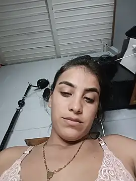 Bigtiti01 online show from 05/12/26, 06:27