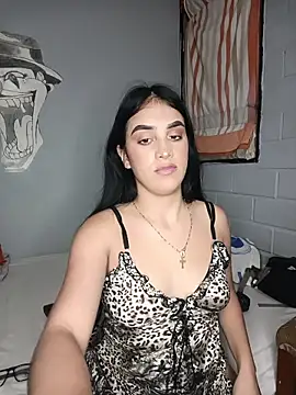 Bigtiti01 online show from 06/14/26, 07:38