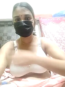 Snapshot of Devi-with-Ram chatting on 10/14/25, 06:25 Devi-with-Ram online show from 10/14/25, 06:25