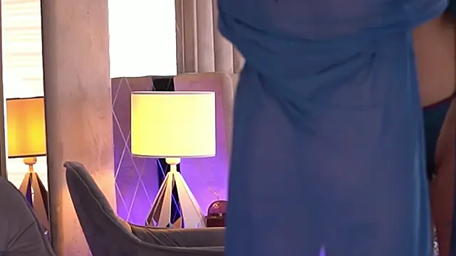 FrancescaDante online show from 10/01/25, 06:08