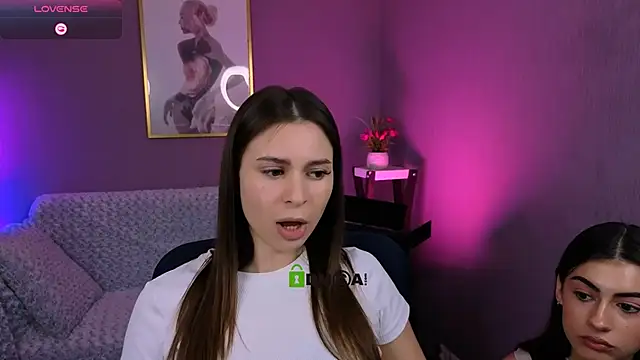 Snapshot of nekky_mouse chatting on 11/03/25, 10:27 nekky mouse online show from 11/03/25, 10:27