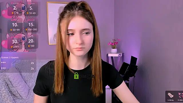 Snapshot of nekky_mouse chatting on 11/16/25, 10:32 nekky mouse online show from 11/16/25, 10:32