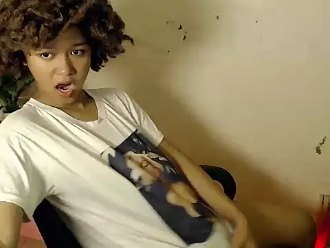 Snapshot of 9INCHESHARDCOCK chatting on 02/18/26, 12:12 9INCHESHARDCOCK online show from 02/18/26, 12:12