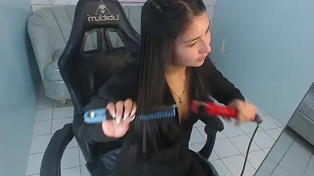 victoria hernandez t  online show from 06/27/26, 01:39