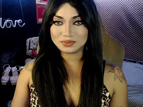 Snapshot of xxXMissCessXxx chatting on 03/12/26, 05:30 xxXMissCessXxx online show from 03/12/26, 05:30