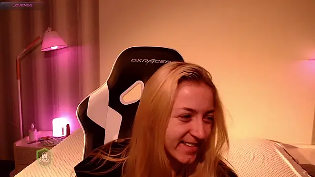 space danger online show from 12/15/25, 06:17