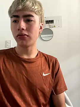 AlexanderCollman online show from 12/03/25, 05:44