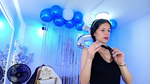 Snapshot of Anastasiia_rouse chatting on 02/22/26, 03:40 Anastasiia rouse online show from 02/22/26, 03:40