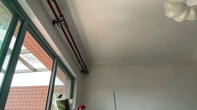 Snapshot of heywilliam chatting on 10/18/25, 04:48 heywilliam online show from 10/18/25, 04:48