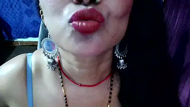 Snapshot of QUEEN_SAKHI- chatting on 06/06/26, 07:24 QUEEN SAKHI- online show from 06/06/26, 07:24