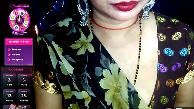 Snapshot of QUEEN_SAKHI- chatting on 07/12/26, 05:59 QUEEN SAKHI- online show from 07/12/26, 05:59