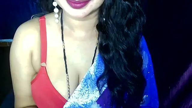 Snapshot of QUEEN_SAKHI- chatting on 07/22/26, 07:00 QUEEN SAKHI- online show from 07/22/26, 07:00