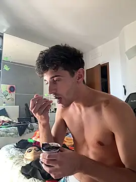 Snapshot of Thelouniost334___ chatting on 09/14/25, 01:21 Thelouniost334 online show from 09/14/25, 01:21