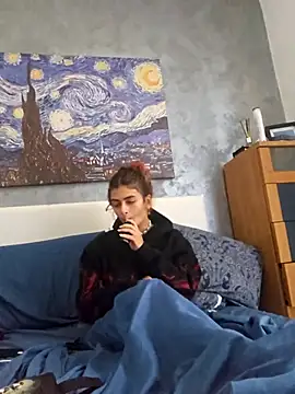 Snapshot of Thelouniost334___ chatting on 09/24/25, 08:17 Thelouniost334 online show from 09/24/25, 08:17