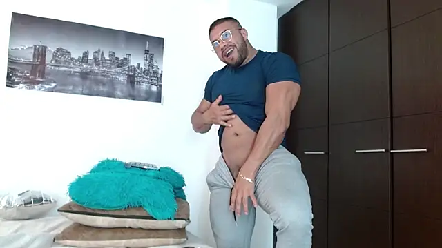 AntonyDAngelo25 online show from 10/06/25, 09:23