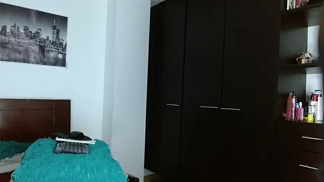 AntonyDAngelo25 online show from 11/13/25, 01:59