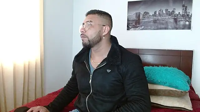 AntonyDAngelo25 online show from 11/16/25, 08:14