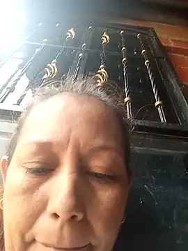 Snapshot of marinita13 chatting on 06/16/26, 06:54 marinita13 online show from 06/16/26, 06:54