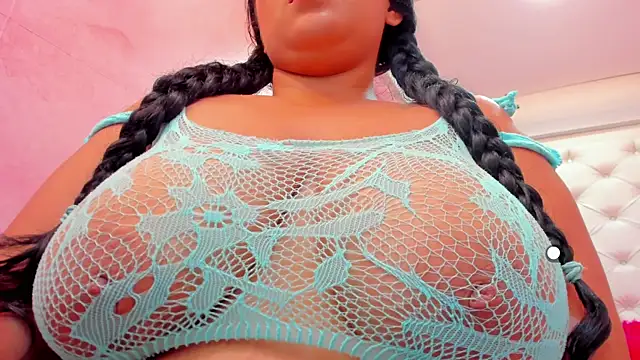 samantamilk6 online show from 11/12/25, 06:08