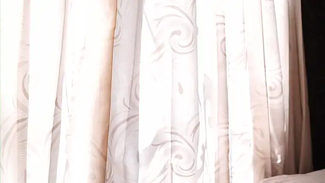 Ariaa Isabell online show from 12/03/25, 07:01