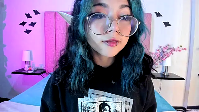 TerumiKitty online show from 11/20/25, 08:52